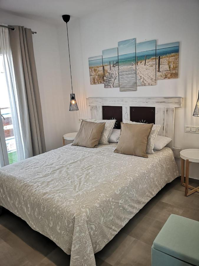Apartamento Suite Arco De La Villa,Solo Familia Y Parejas,Parking Gratuito Conil De La Frontera Exterior photo